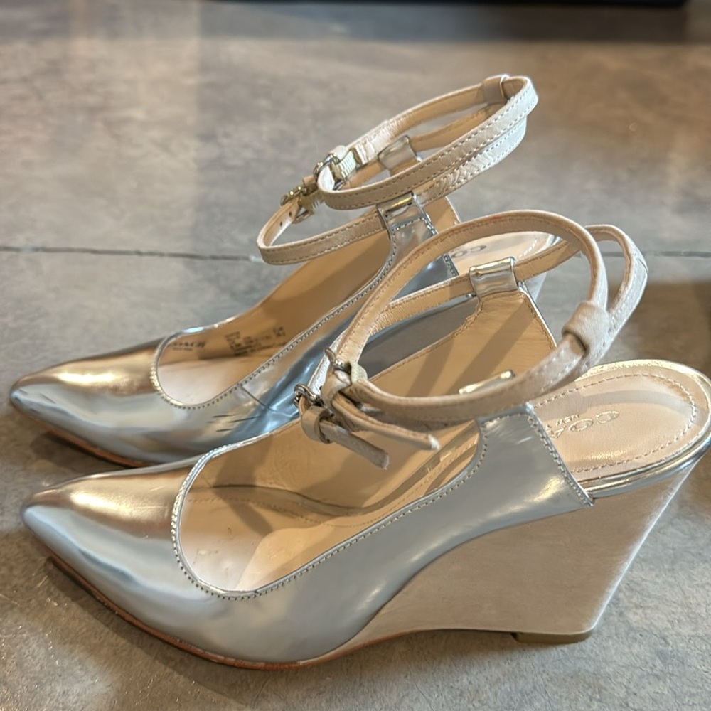 COACH Ollie Wedge Heels: Silver Metallic - Size 6.5 *With Box*